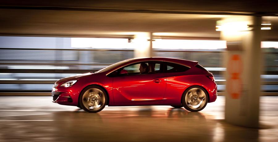  Opel GTC Paris Concept 2010 года  (фото 33 из 51)